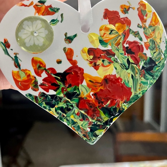 GIFT IDEA MIXED MEDIA ON A CERAMIC HEART - Picture 2 of 2